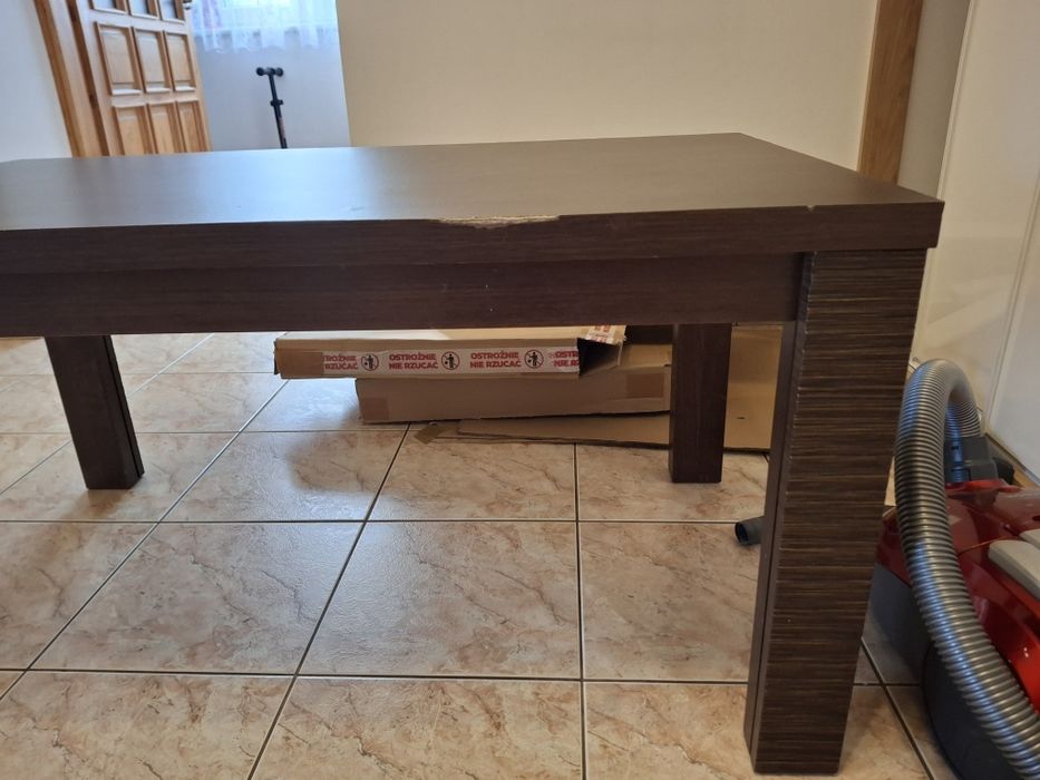 Oddam za darmo używany stół w kolorze wenge