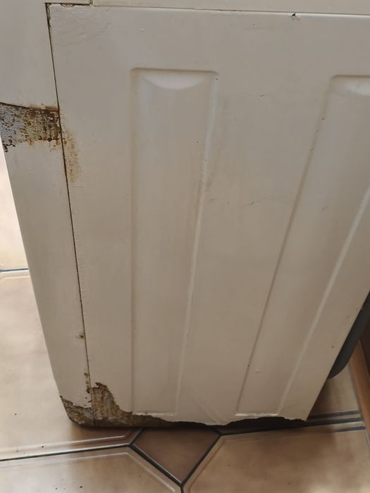 Пральна машинка занусі б/в робоча -1000гр.