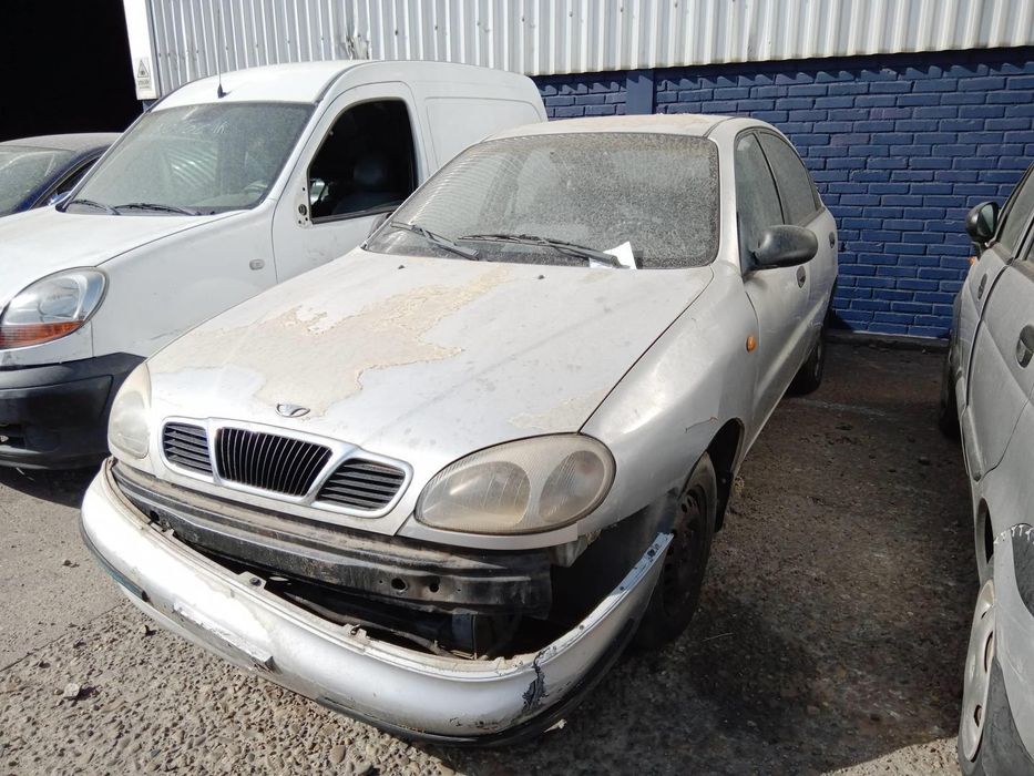 Guarda-Lamas Frente Direito Daewoo Lanos