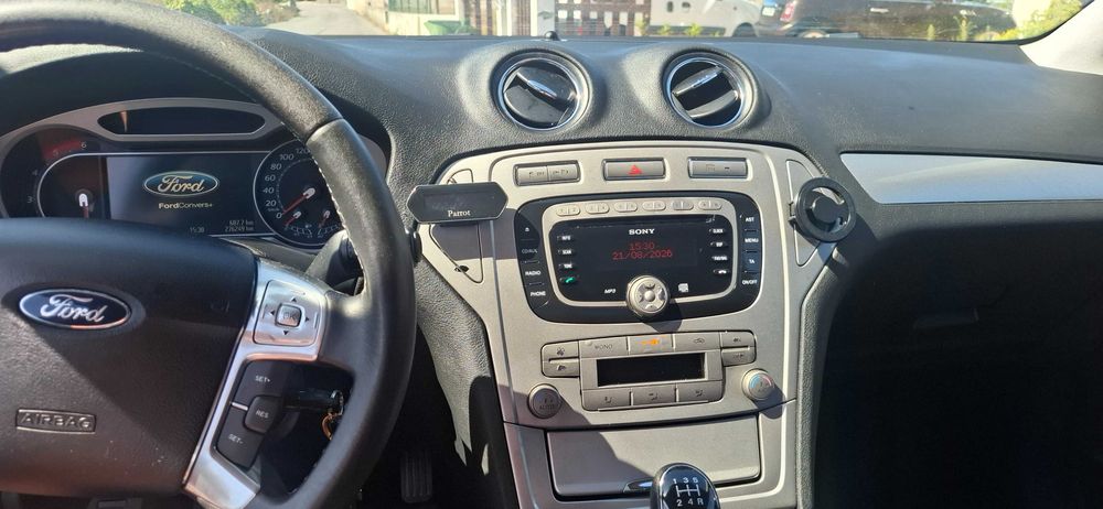 Ford Mondeo 1.8 TDCI Titanium foto 4