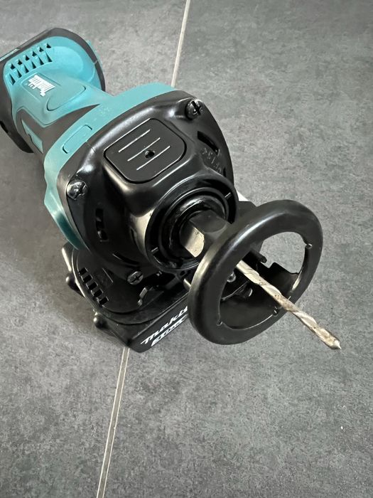 Акум.Фрезер для гіпсокартону Makita  DCO 180+AКБ 3.0Ah