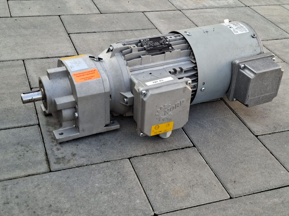 Motoreduktor 1.1ke. 249obr. Obce chłodzenie. NORD