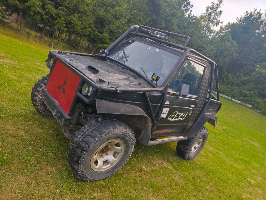 MITSUBISHI PAJERO I II ZMOTA 4x4 off road klatka 2.5 diesel most blokada