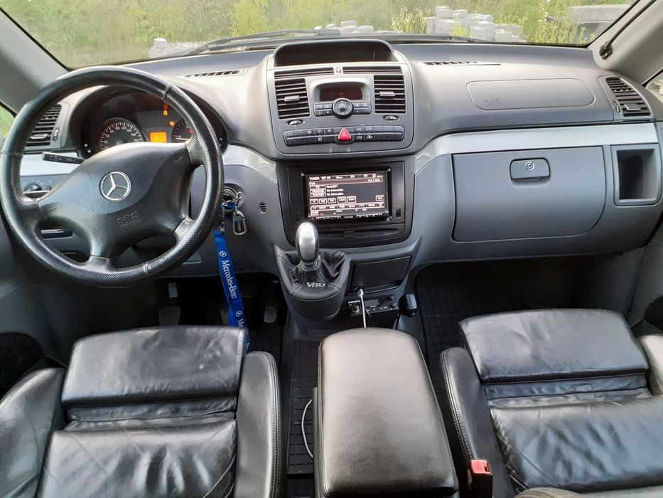 Vito 4x4, 150 koni, pełna opcja hak 2,5t ZADBANY multivan jak camper