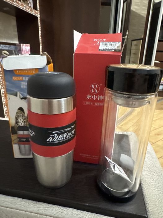 Термокружка для холодних і гарячих напоів