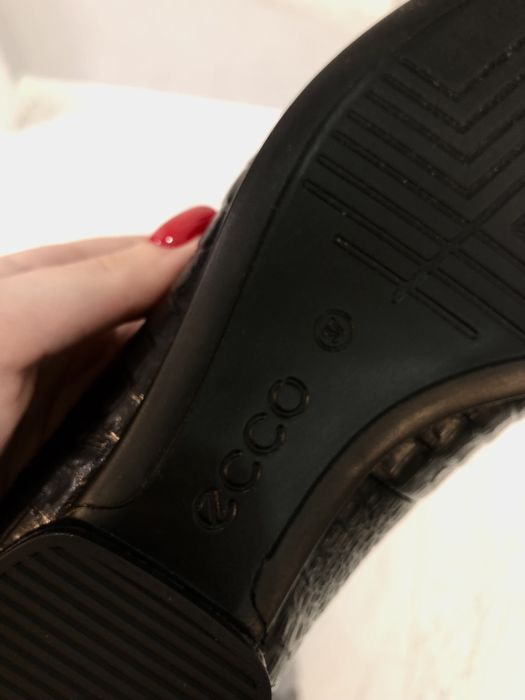 Шкіряні лофери ecco (нові)