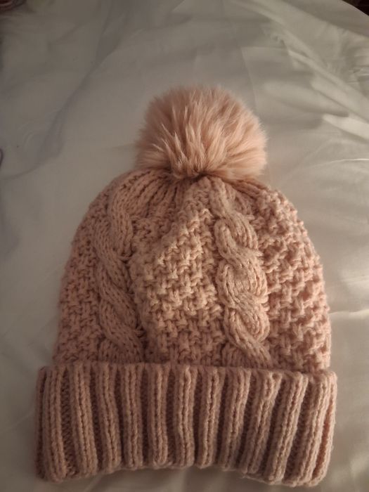 Touca rosa apeluciada