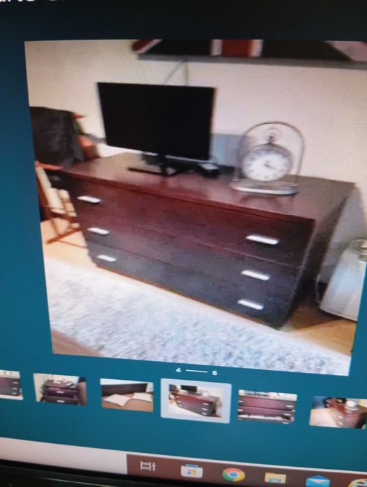 Mobília quarto em Pinho castanho escuro