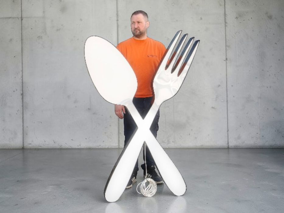 Podświetlane logo LED Łyżka Widelec – szyld gastronomiczny
