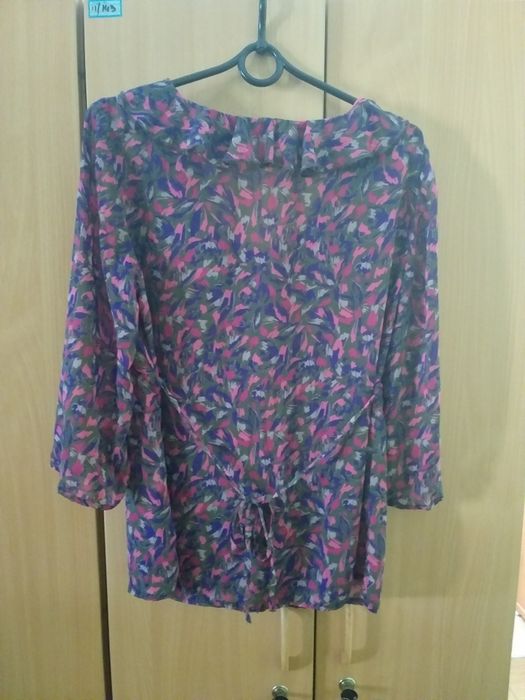 Bluzka damska z cienkiej tkaniny