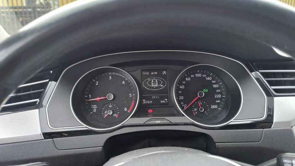 VW Passat 1.6 TDI  B8 BlueMotion