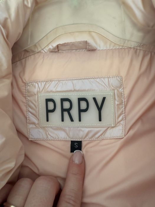 Куртка брендовая