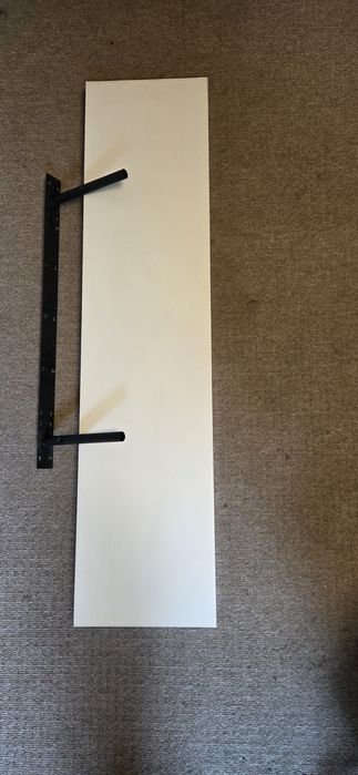 2 białe półki ścienne IKEA LACK