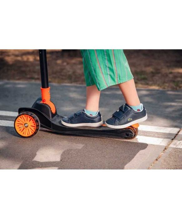 Hulajnoga Trójkołowa dla dzieci balansowa LED Lionelo Timmy