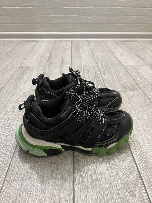 Balenciaga Track 1 Green Black Glow In The Dark (не led)