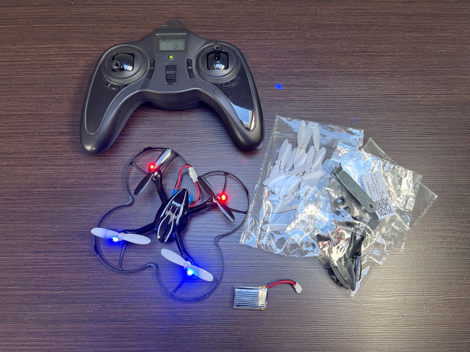 Mini Dron HUBSAN X4 H107L do nauki zestaw skrzydła baterie