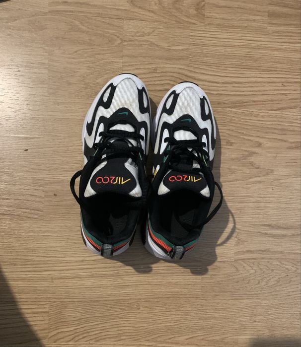 Nike Air Max 200 (Tamanho 38.5)