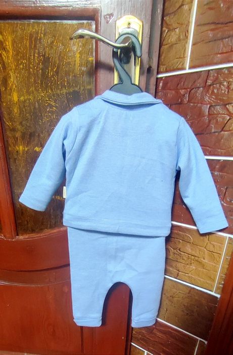 Костюм святковий трійка 3-6 місяці