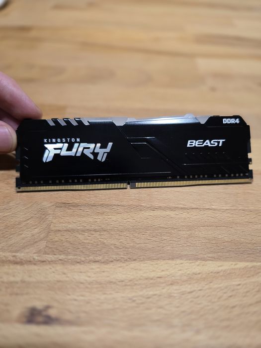 Kingston FURY Beast RGB 16GB DDR4 3200MHz CL16