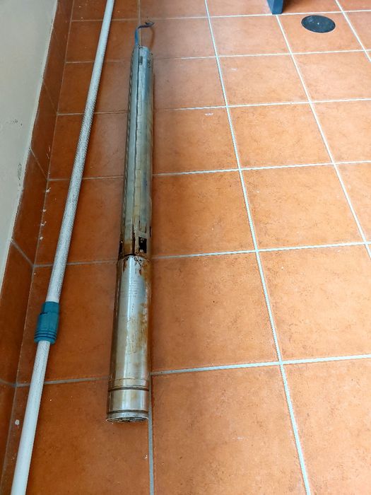 Bomba de água de furo
