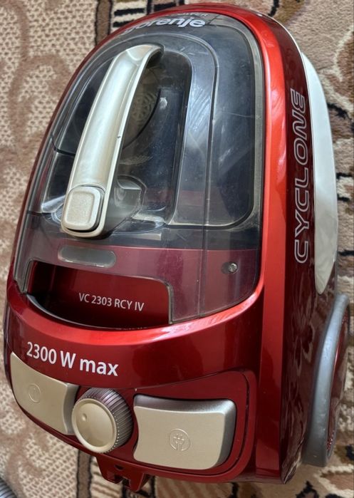 Пилосос для сухого прибирання gorenje supra power cyclone 2300w, з контейнером