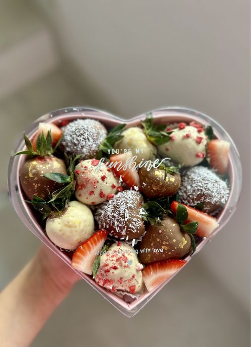 Полуниця в шоколаді на замовлення, клубника в шоколаде