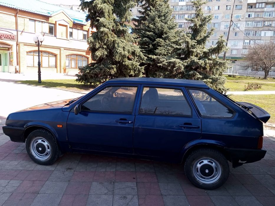 Продам ваз-2109 2004 год инжектор