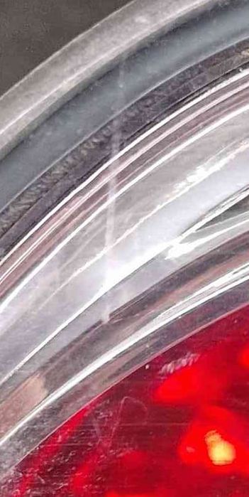Farolim da Mala Direito - MAZDA 6 Hatchback
