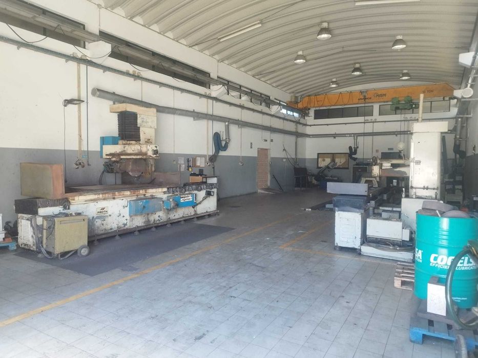 Armazém / Pavilhão Industrial