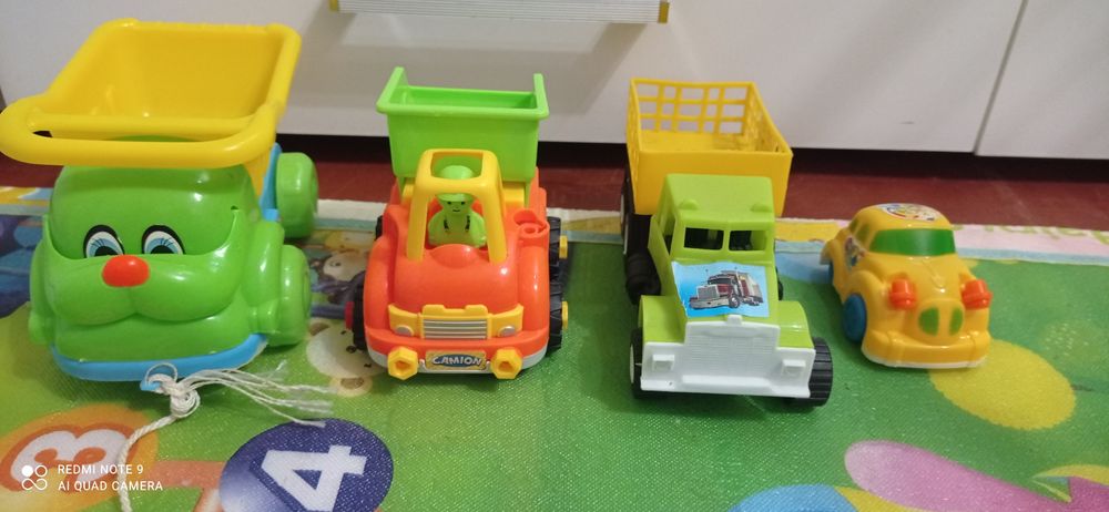 Продам дитячі самоскиди