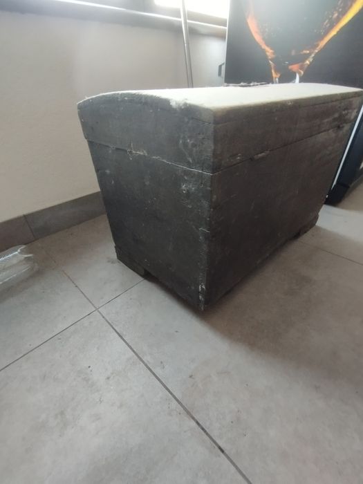 Скриня дерев'яна