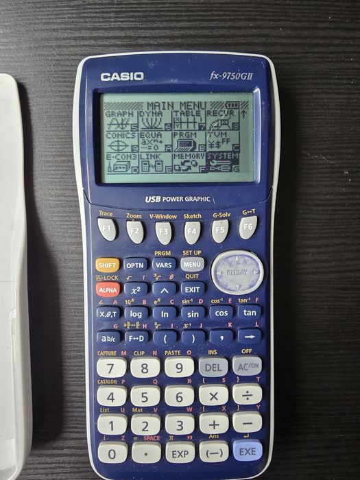 Kalkulator naukowy  CASIO fx-9750GII , całki, wykresy, macierze
