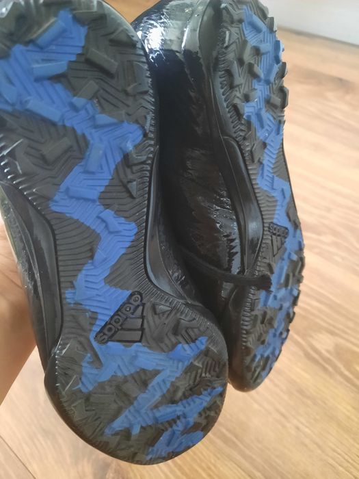 Zadbane turfy adidas