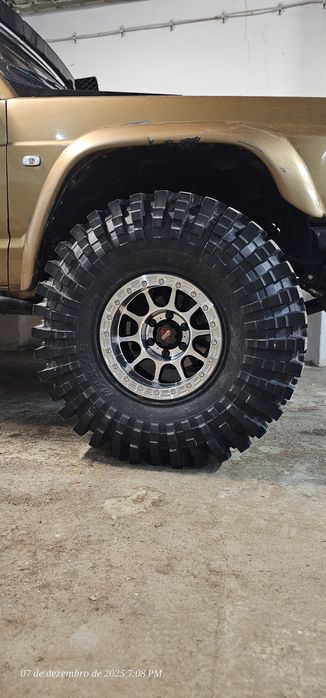 Conjunto 38.5x12.5x16 novo