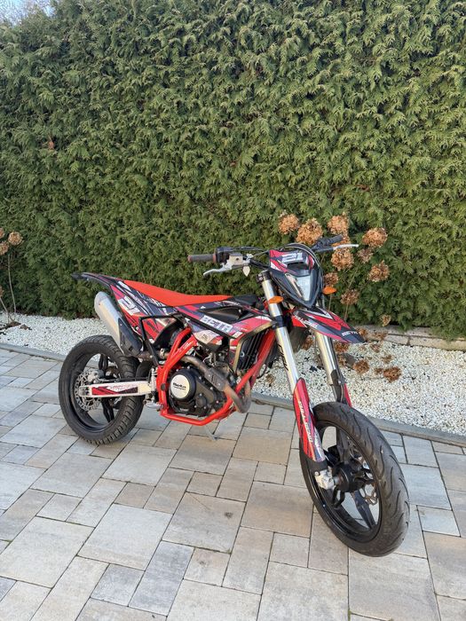 Beta RR 125 Rok. 2023 Kat.A1/Zarejestrowany/Supermoto