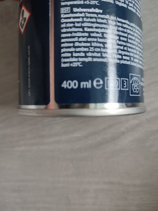Farba Czarny spray 400 ml.