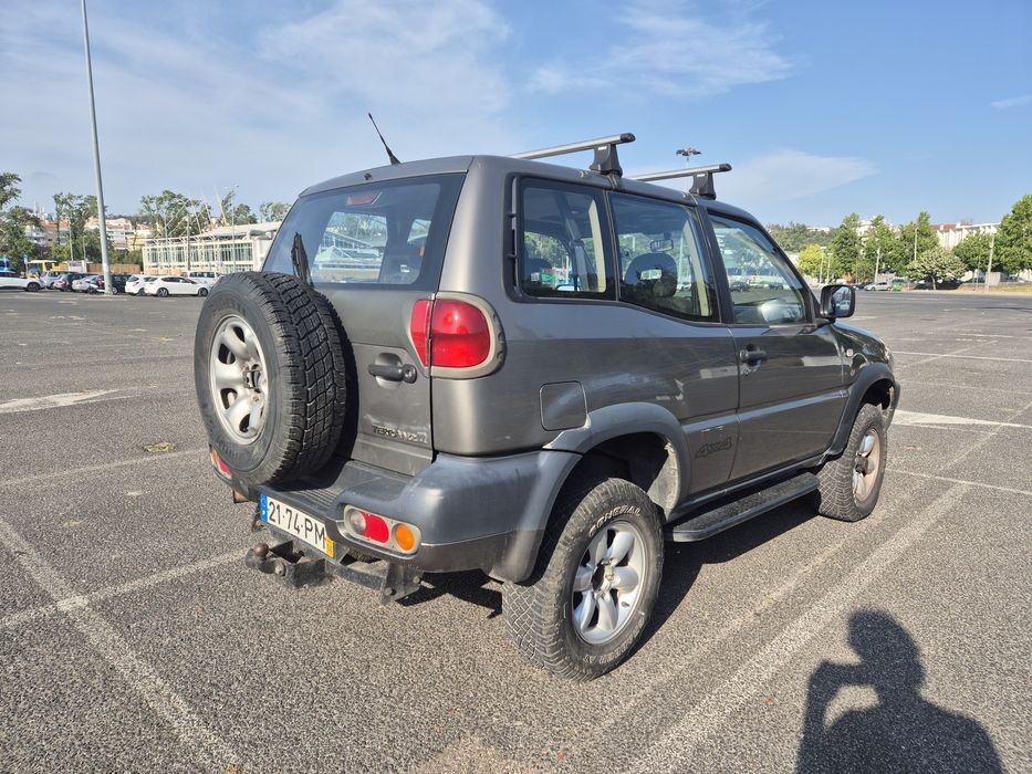 Nissan Terrano 2 - 2.7 td