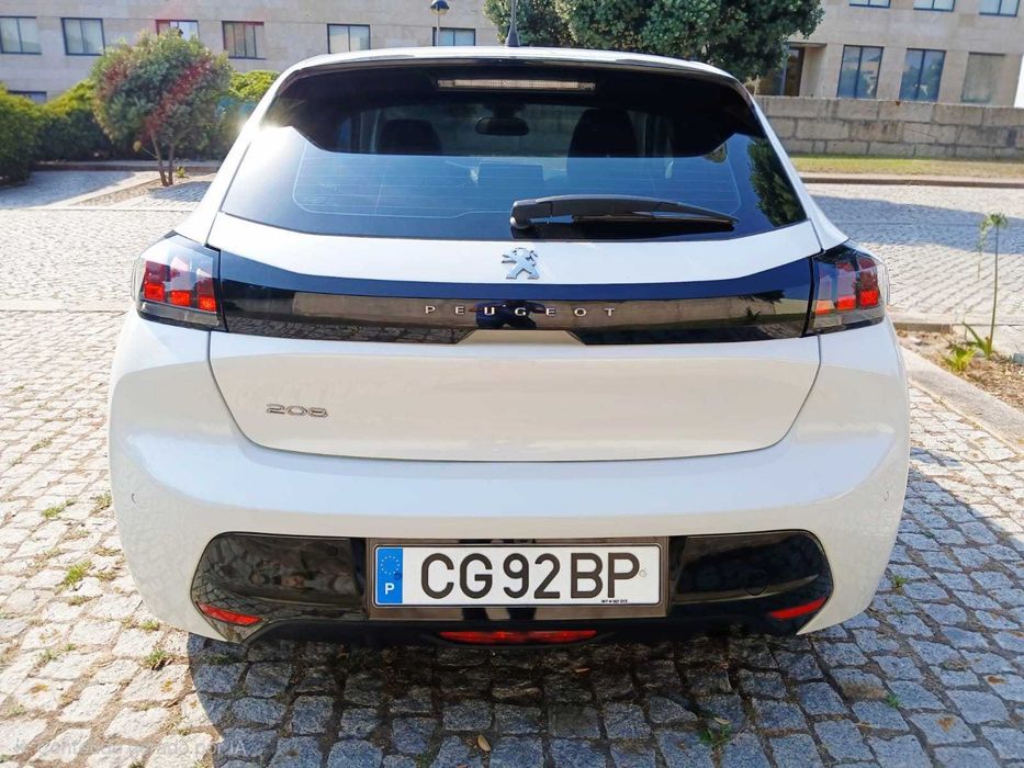 Peugeot 208 1.2 Pure Tech Allure