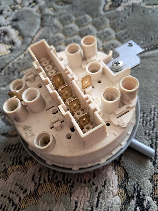 Прессостат (датчик давления) для стиральной машины