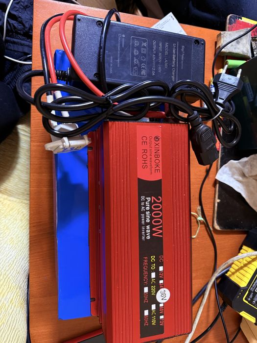 інвертор 36V → 220V, 2000 Вт