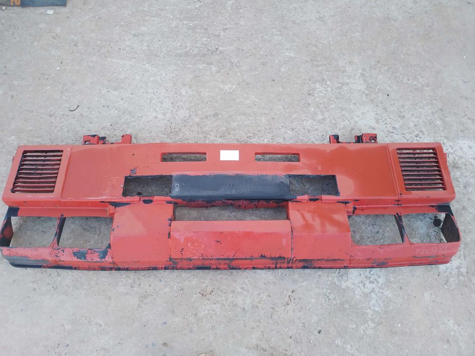 Бампер  Рено Магнум  евро 2.