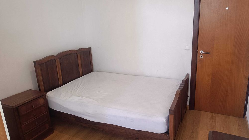 Quarto Suite Centro Leiria para individual / casal