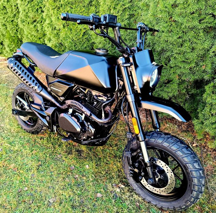 Brixton Crossfire 125 mini monkey kamper dax msx grom camper honda