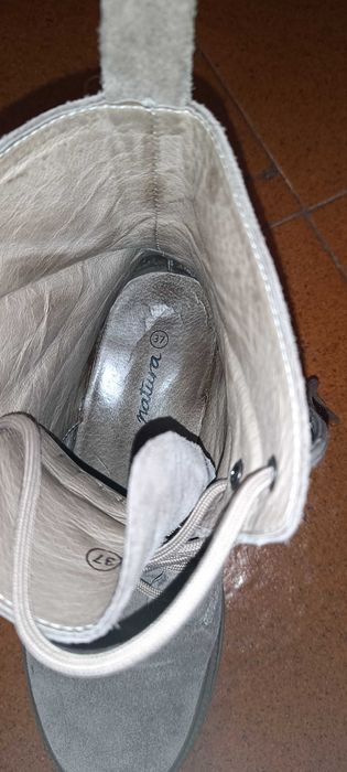 Botas baixas beje mulher