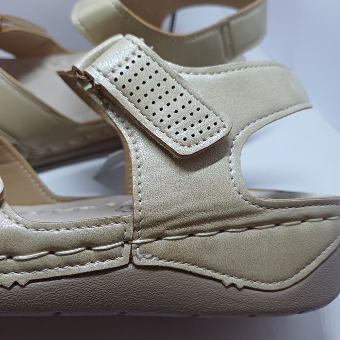 Sandały buty damskie roz 37 wkł skórzana  24 cm