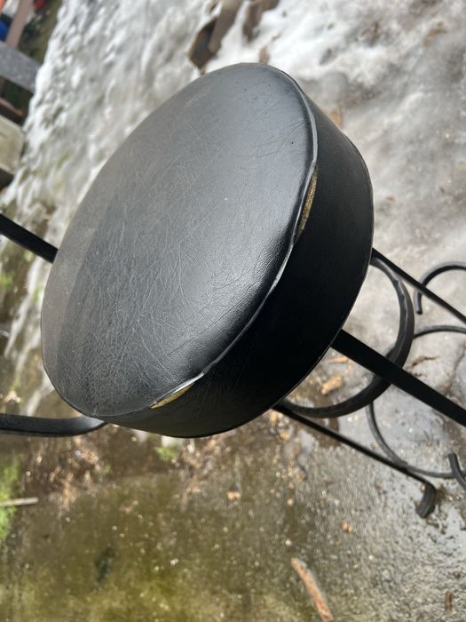 Hoker  barowy stabilny masywny