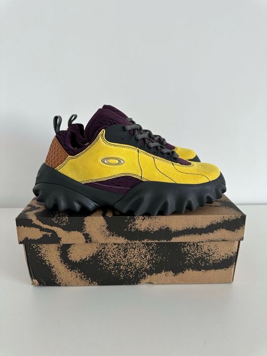 Оригінальні кросівки Oakley Factory Team x Brain Dead Chop Saw Yellow