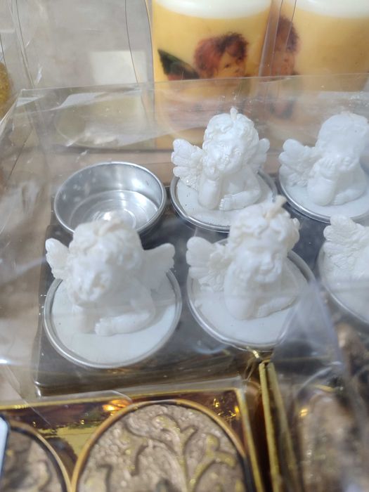 Lote de 20 velas decorativas com anjos