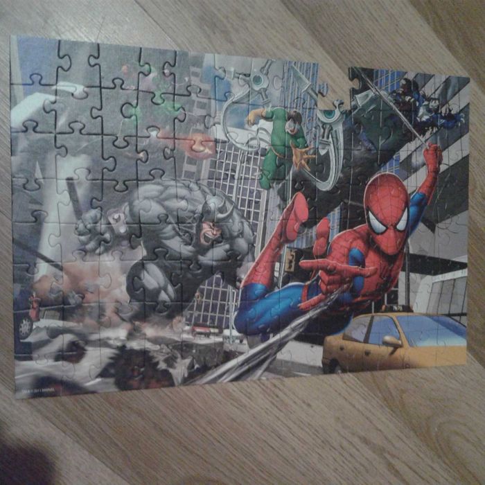 Spidermen puzzle jednego ze 100 brakuje