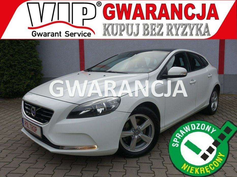 Volvo V40 1,6i Panorama Klimatronik Alu Światła dzienne rej.2015 VIP Gwarancja